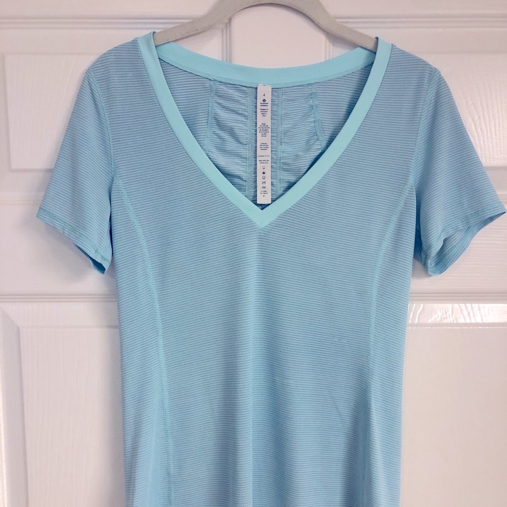 Lululemon I Just Wanna Run Ruched Back Shirt